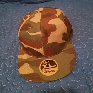 Camo Fitted Cap - XL